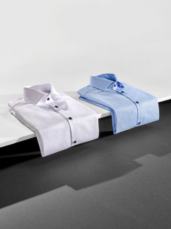 Venti overhemd blauw en wit Modern fit strijkvrij kent kraag basis blouse opgevouwen